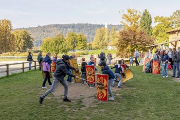 Familienführung mit Ausbildung zum Legionär