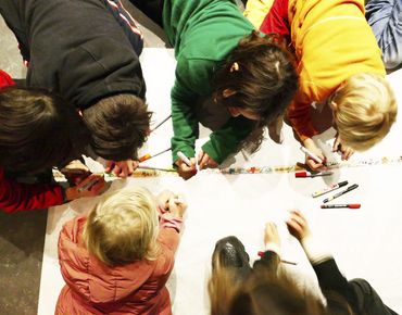 ATELIER IN BEWEGUNG: Frühe Filmtricks entdecken