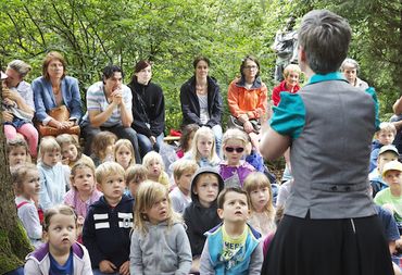 Geschichtennachmittag im Park Seleger Moor: Mäh, Muuh und Kikeriki