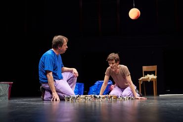 Theater Sgaramusch - Urknall